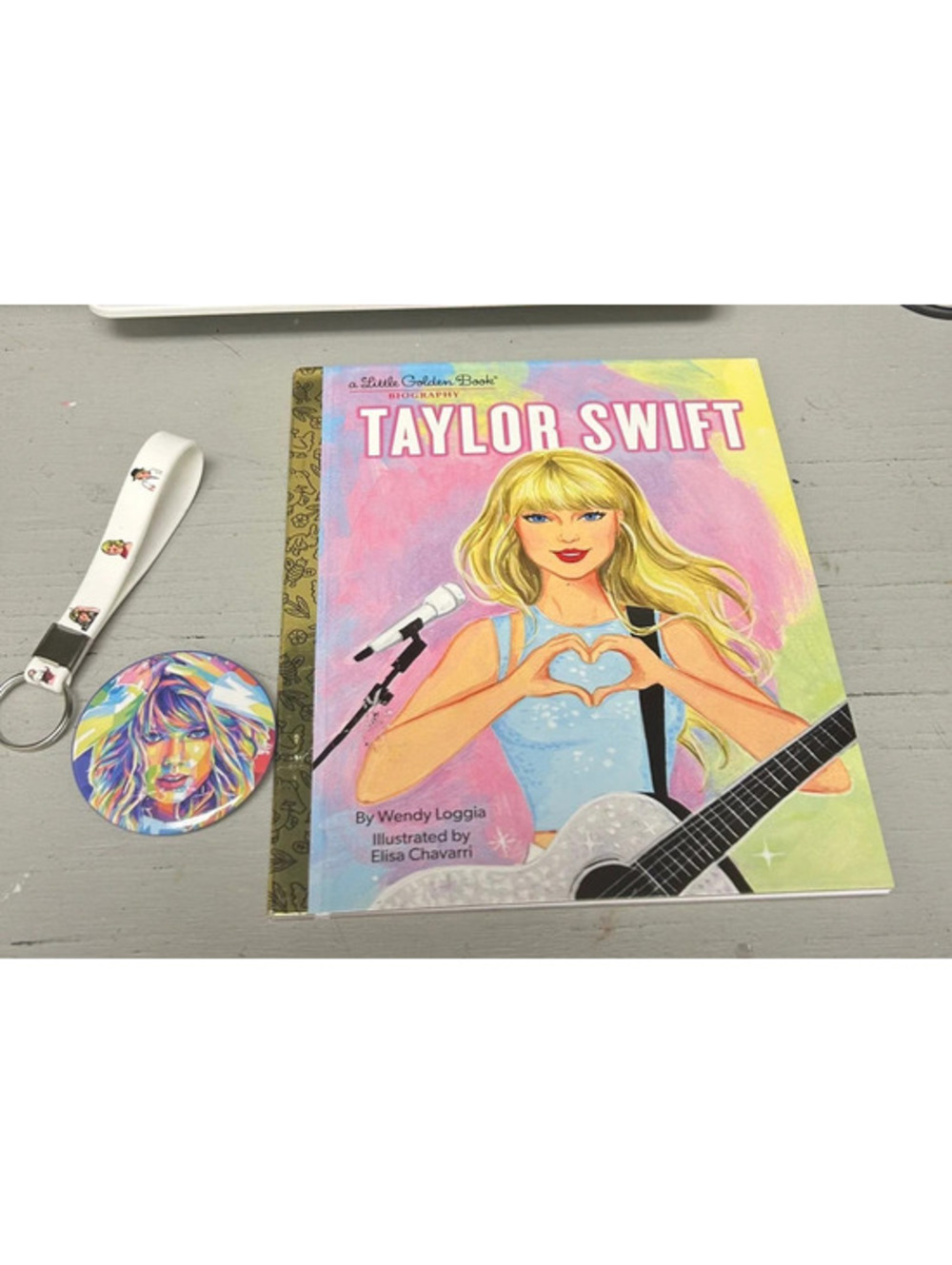Taylor swift book & accessories